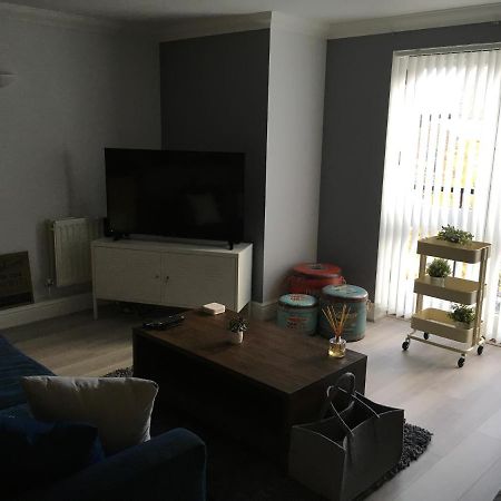 Godwin Court 21 Apartment Swindon Ngoại thất bức ảnh