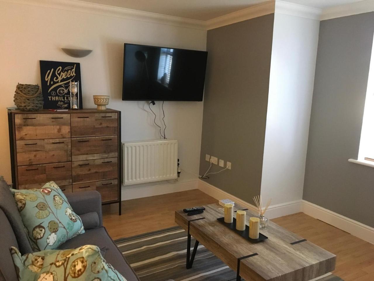 Godwin Court 21 Apartment Swindon Ngoại thất bức ảnh