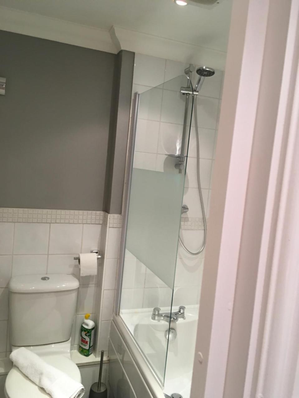 Godwin Court 21 Apartment Swindon Ngoại thất bức ảnh