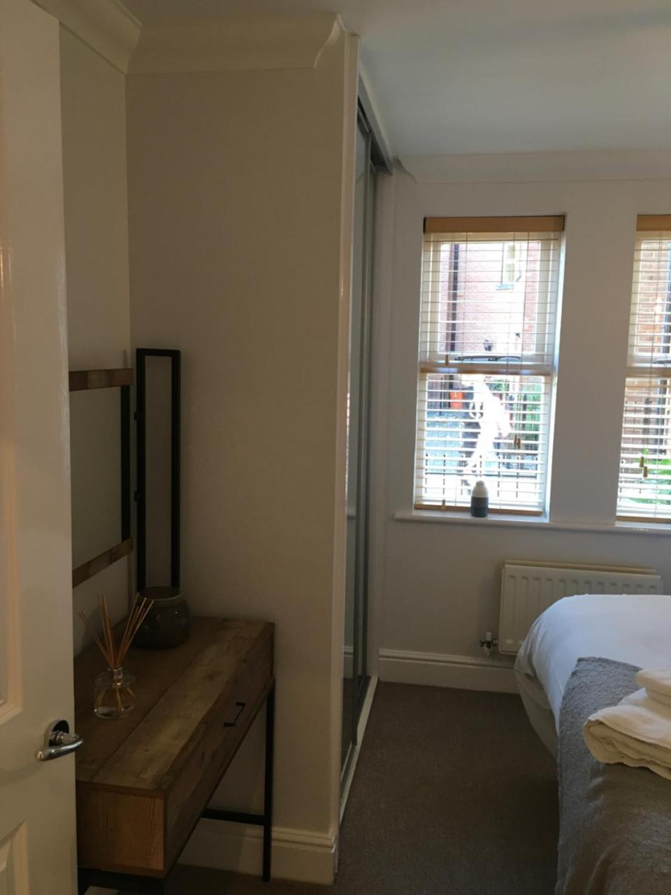 Godwin Court 21 Apartment Swindon Ngoại thất bức ảnh