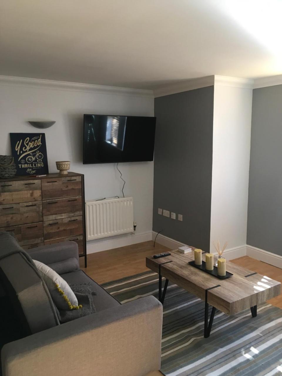 Godwin Court 21 Apartment Swindon Ngoại thất bức ảnh