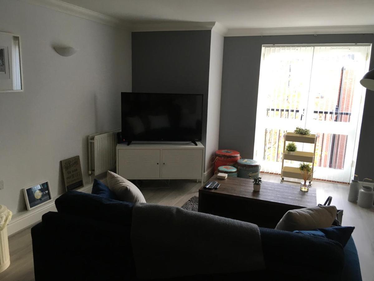 Godwin Court 21 Apartment Swindon Ngoại thất bức ảnh